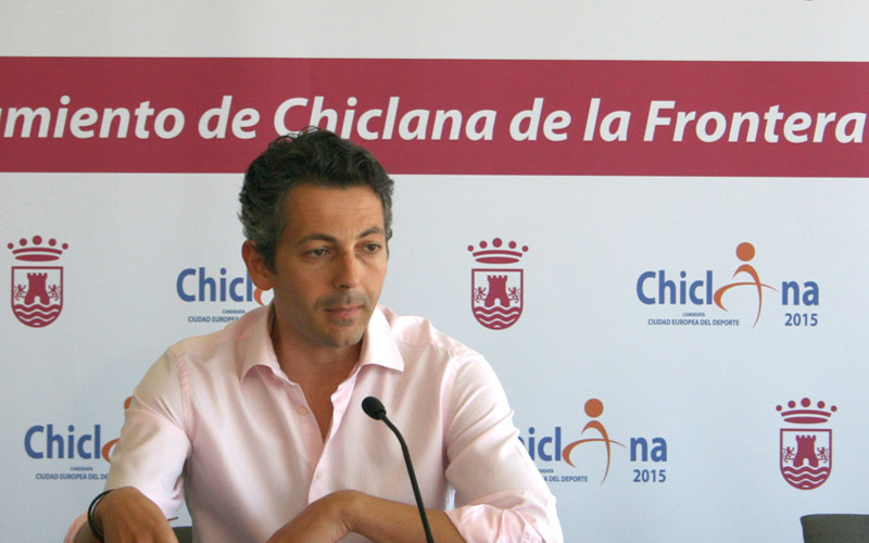 El Gobierno chiclanero reclama a Cárdenas que “cese” la situación de “abandono” en materia de vivienda por parte de la Junta