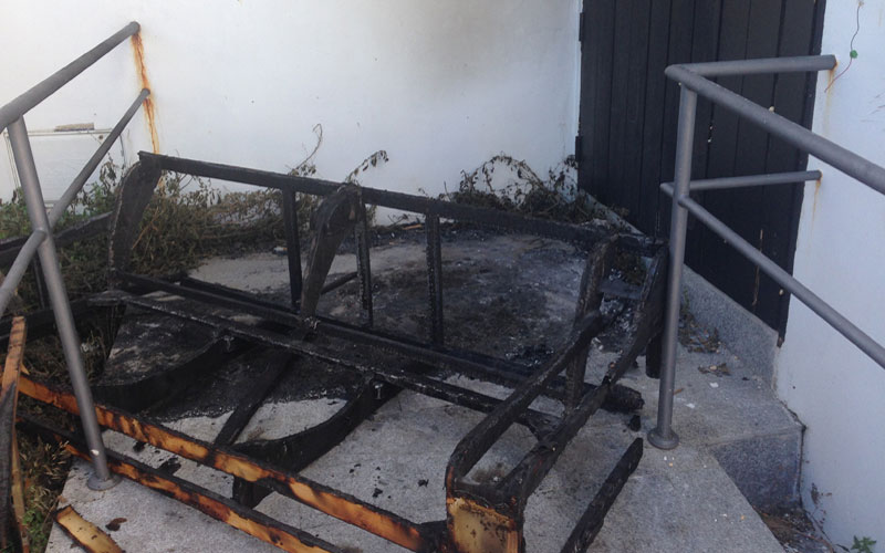 Actos vandálicos en la Nave del Aceite; Foro Ciudadano cree que es un equipamiento “abandonado” y el Gobierno del PP lo desmiente