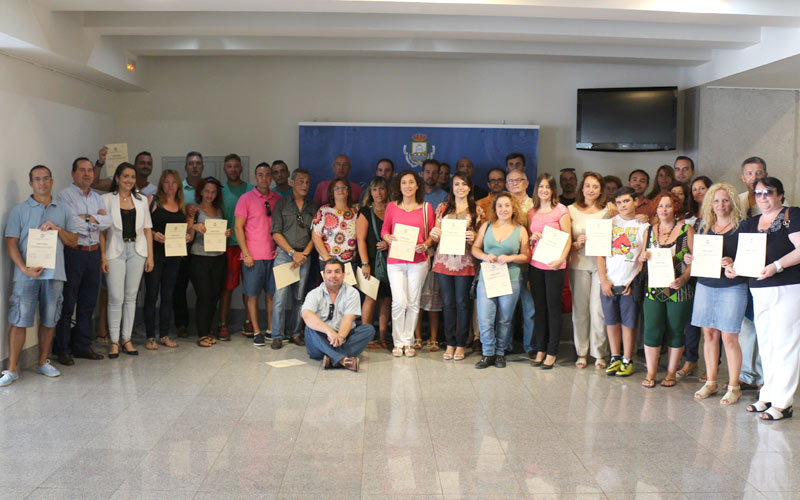 Europe Direct entrega los diplomas de los cursos de idiomas para parados isleños
