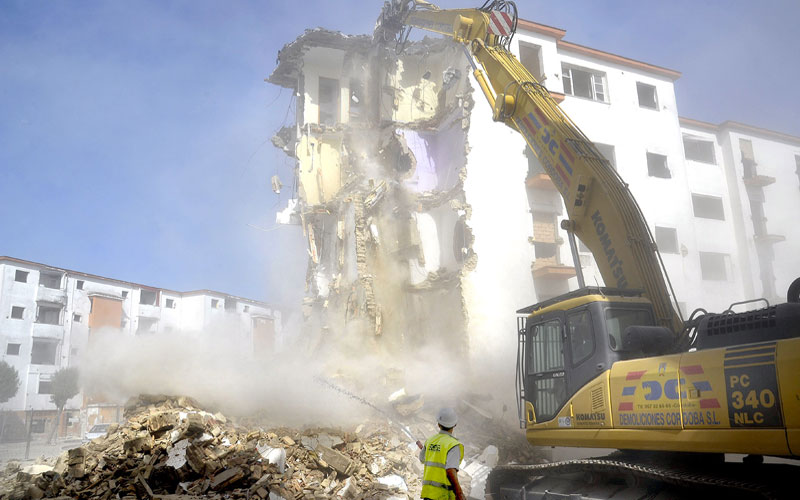 Los bloques de Cerrofruto comienzan a ‘caer’