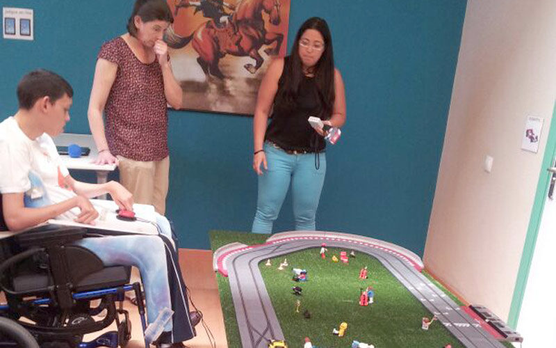 Upace San Fernando abre la primera sala de juegos adaptados para mejorar la sociabilización de personas con parálisis cerebral