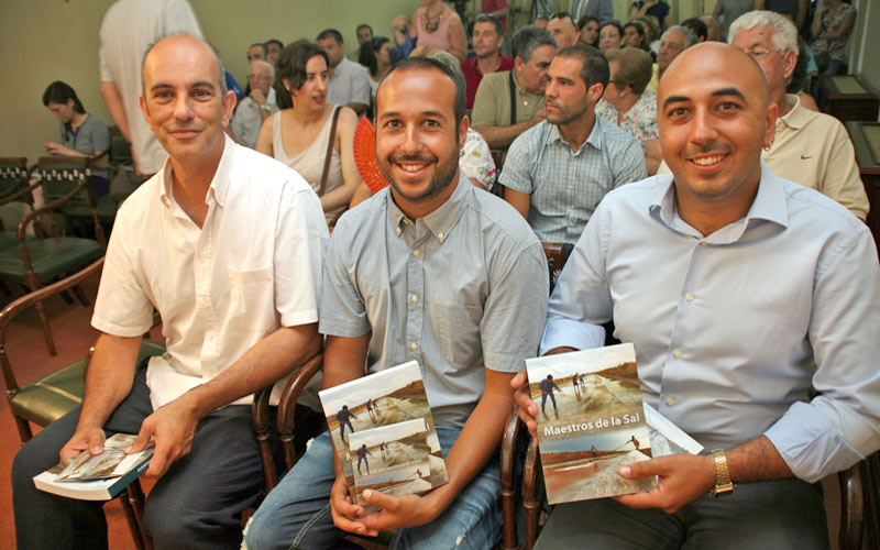 ‘Maestros de la Sal’: un proyecto dedicado a sus artesanos de la Bahía de Cádiz en el pasado, presente y futuro