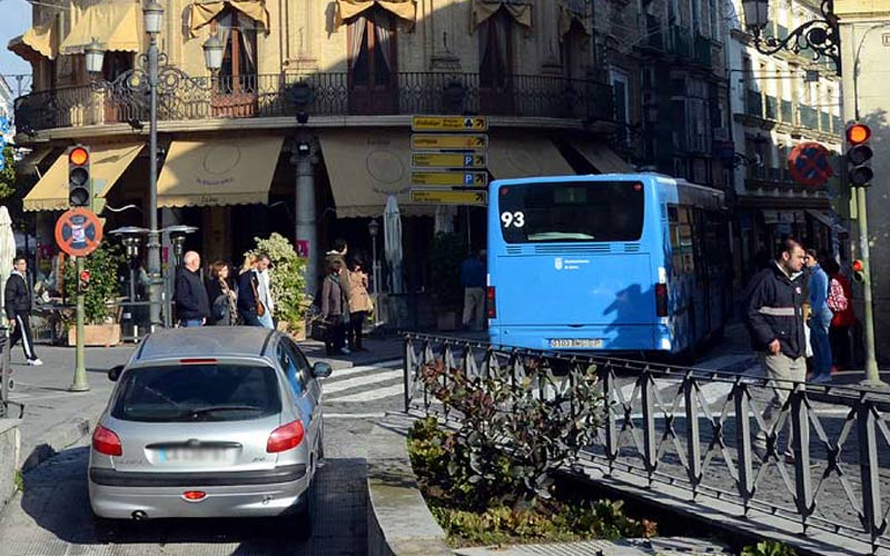 Alertan de que se “espanta definitivamente” a los ciudadanos del centro jerezano con 1.800 nuevas plazas de aparcamiento de pago