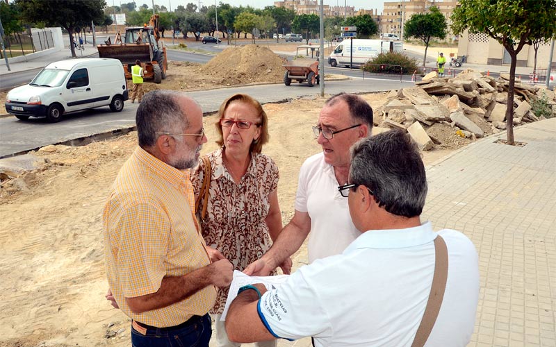 La barriada de Vallesequillo I contará con una demandada nueva bolsa de aparcamientos