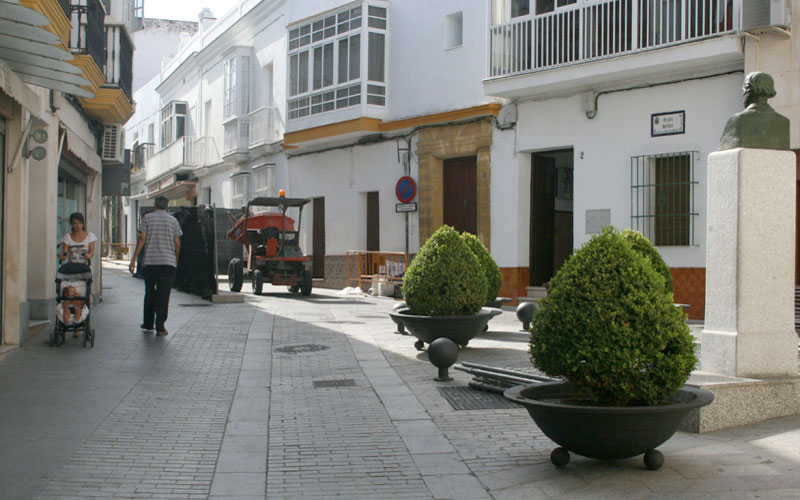 Obras de reurbanización de las calles Padre Añeto y Corredera para “mejorar la accesibilidad” del centro chiclanero