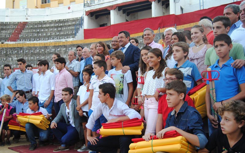 La Diputación promueve diez novilladas entre 2014 y 2015 para promocionar a alumnos de escuelas taurinas gaditanas