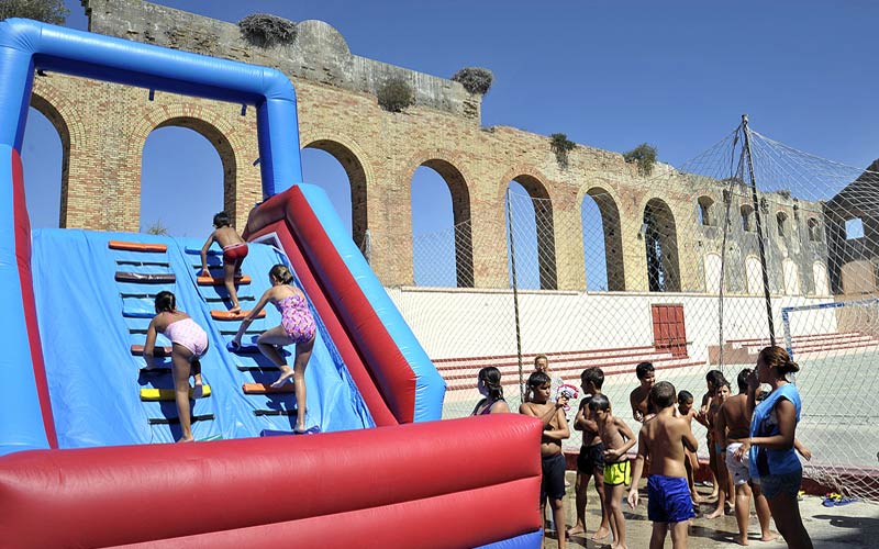 Los tres programas de ocio estival ofertados en las barriadas rurales jerezanas llegan a casi 14.000 personas
