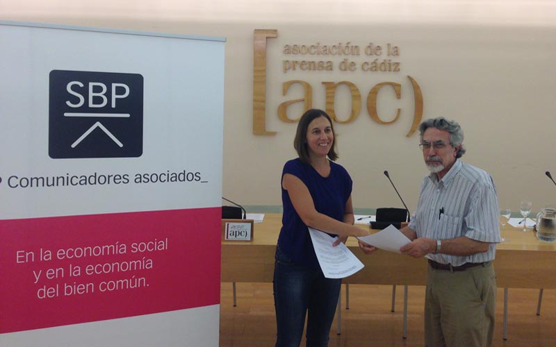 La Asociación de la Prensa de Cádiz y la cooperativa SBP se alían para combatir el paro en el sector