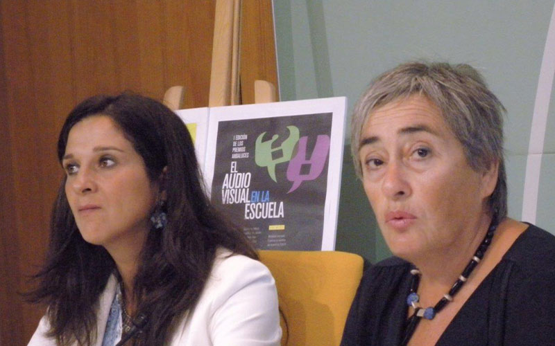 El CAA convoca un concurso para “estimular la actitud crítica” de los gaditanos más jóvenes ante los mensajes que reciben de la tele