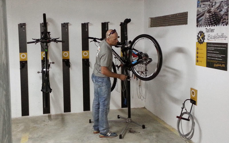 El primer hotel de la provincia gaditana especializado en “los ciclistas más sibaritas”, en Chiclana