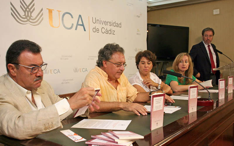 Un libro de bienvenida a la UCA hecho por y para los alumnos