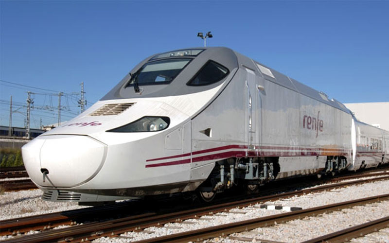 Muy leve incremento durante este verano de los usuarios de los trenes entre la Bahía de Cádiz y Madrid de 3.900 viajeros