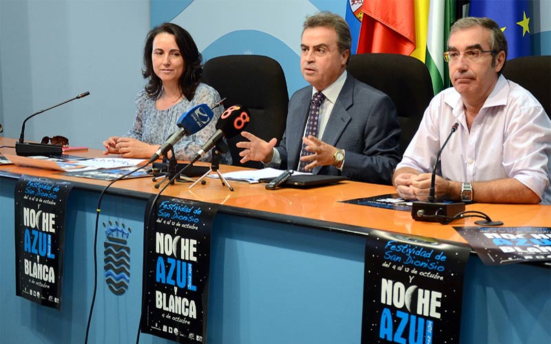 La Noche Azul y Blanca vuelve este sábado como “un referente dinamizador” del comercio del centro ofertando ocio y cultura