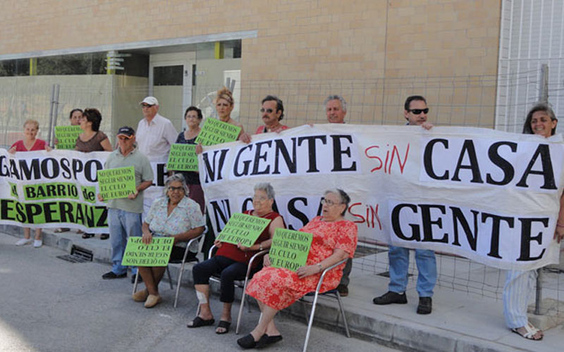 La Junta asegura que prevé adjudicar a lo largo de este mes de octubre las primeras viviendas de Santa Clara