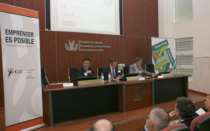 “Se emprende más por necesidad que por oportunidad”