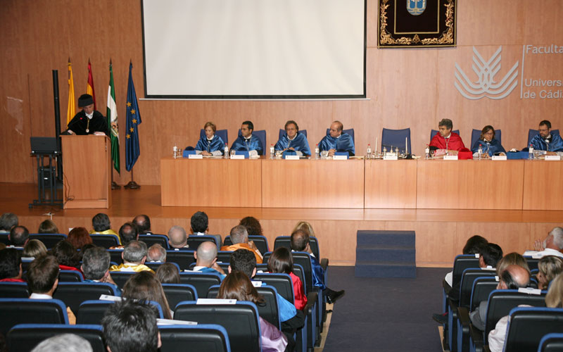 La UCA abre formalmente el nuevo curso académico 2014/2015; el de los 10 años del campus de Jerez y los 25 de Ciencias del Mar