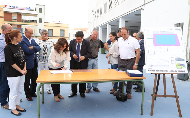 La construcción del demandado pabellón cubierto del colegio San José de Calasanz de Rota debe comenzar en unos días