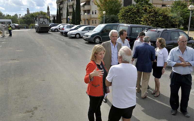 Finaliza la obra de acondicionamiento del aparcamiento de la calle Taxdirt tras una inversión de 50.000 euros del dinero del agua