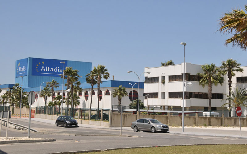 La Zona Franca de Cádiz ganará 130.000 m2 adquiriendo los suelos de Altadis, y negocia la llegada de “grandes industrias”
