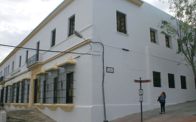 Adecentada la fachada del Conservatorio Elemental de Música