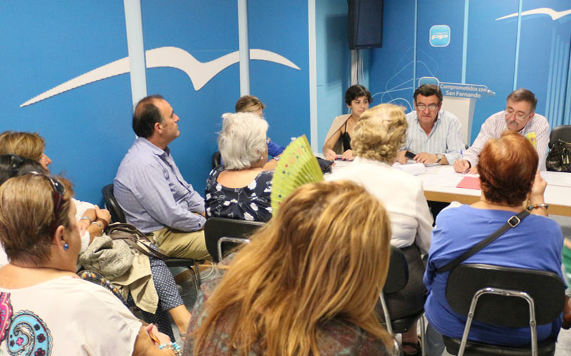 El PP isleño confía en Loaiza y repetirá como su alcaldable