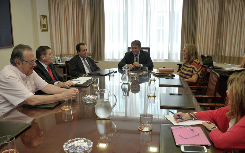 Aguas de Cádiz hace balance de la ‘crisis’ en Loreto y confiesa que dar con el problema “era como encontrar una aguja en un pajar”