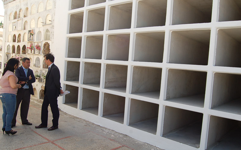 El cementerio isleño acoge el domingo la tradicional ceremonia en honor a los difuntos