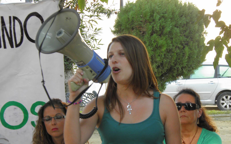 Podemos convoca una cacerolada este viernes contra el parking en altura planteado por el PA frente al pabellón municipal