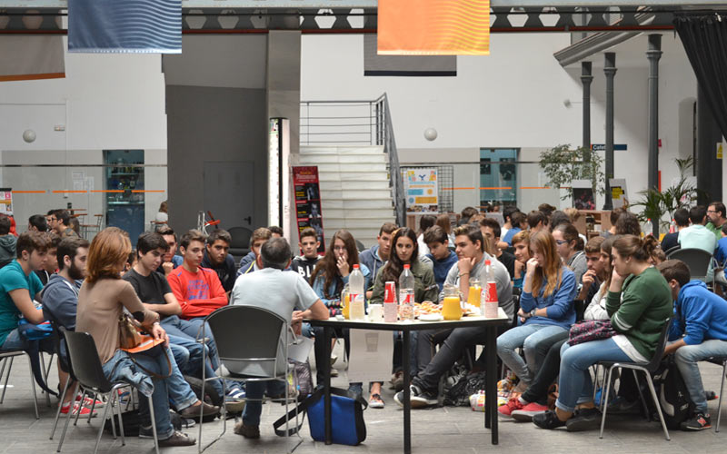Unos 2.000 alumnos gaditanos de ESO y Bachillerato participan en la XIV Semana de la Ciencia de la UCA