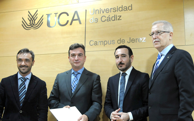 Una veintena de estudiantes de la UCA disfrutarán de becas para proyectos I+D+i gracias al Plan de Empleo Joven de la Junta