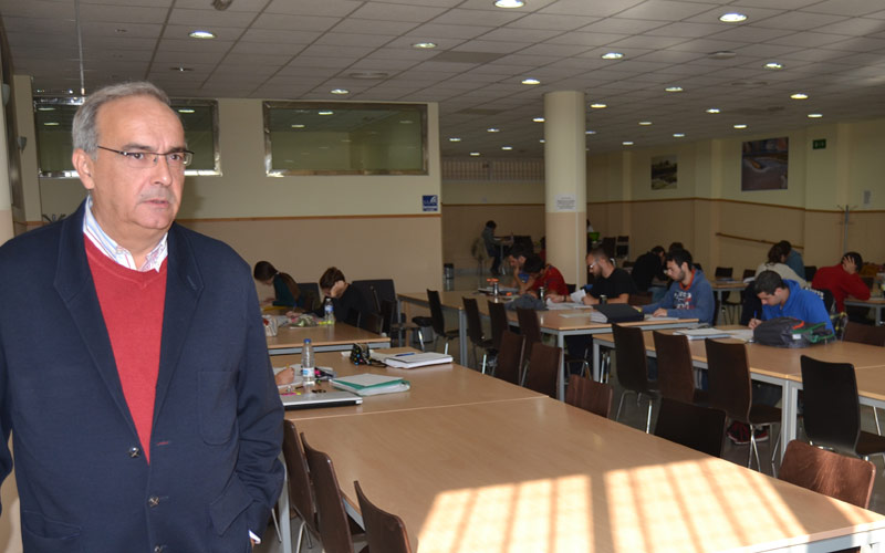 El aulario de la calle Alsedo y las bibliotecas municipales ampliarán horarios hasta marzo aprovechándose del plan de empleo joven