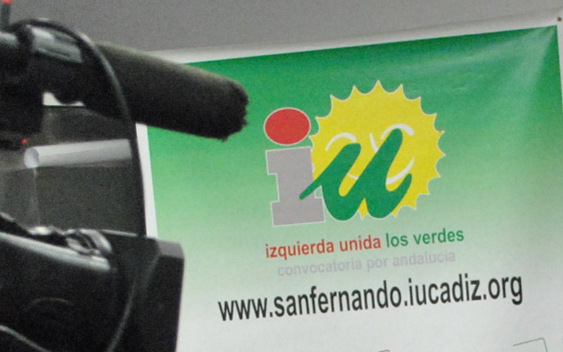 IU anima a militantes y simpatizantes de La Isla a debatir sobre el trabajo de la coalición en Andalucía en una asamblea abierta