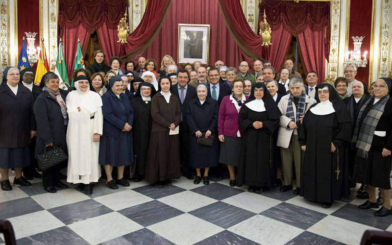 Conventos de monjas gaditanos se reparten una navidad más unos 91.000 euros de la Diputación como aguinaldo