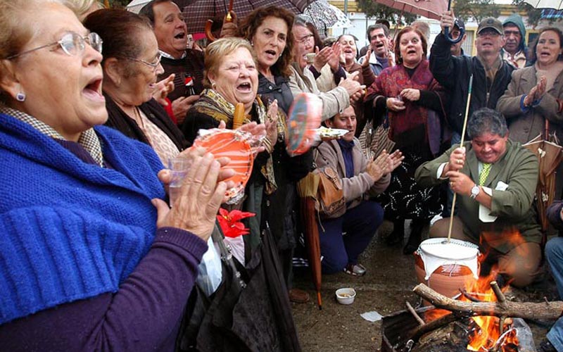 Se ruega a la Junta que defina la zambomba de Jerez “sin comentarios frívolos” en el expediente de catalogación como BIC