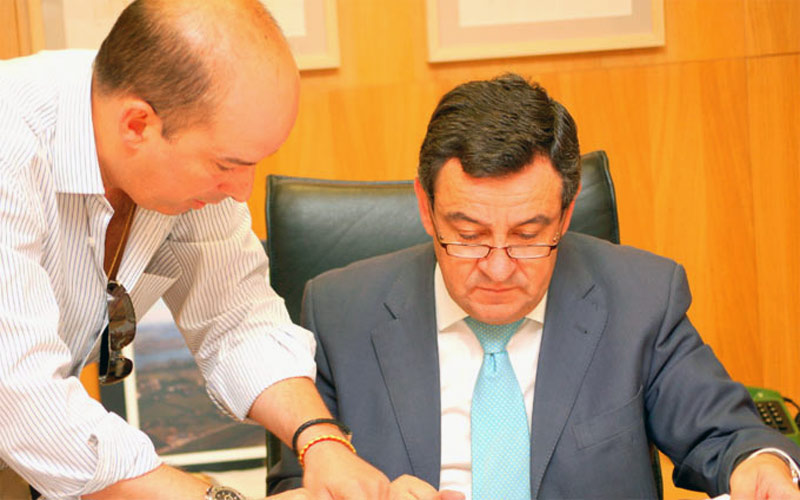 El PSOE considera que los presupuestos municipales para 2015 “ni siquiera son continuistas, sino engañosos e irrealizables”