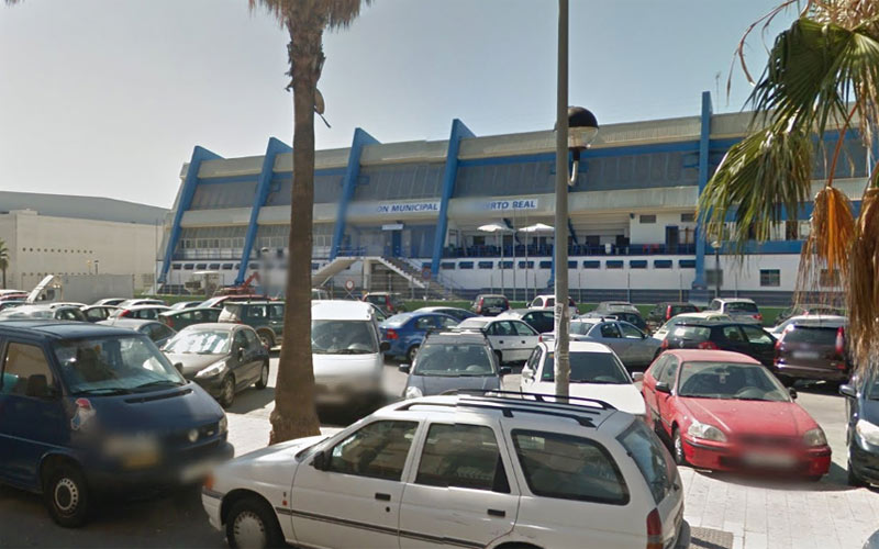 “La Junta mira hacia otro lado ante las irregularidades del parking del pabellón en Puerto Real”, alertan desde Equo