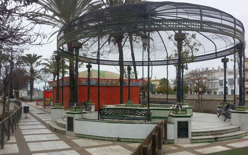 Obras de adecentamiento en la Alameda del Río