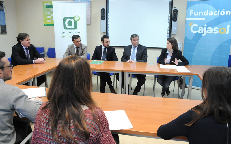 Andalucía Emprende y Cajasol convocan la segunda edición de ‘100 caminos al éxito’, una oportunidad para emprendedores gaditanos