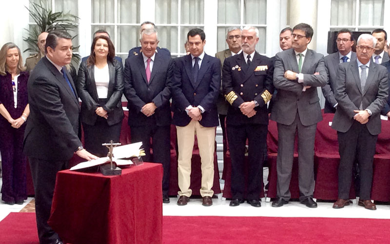 Sanz toma posesión como delegado del Gobierno en Andalucía prometiendo que distinguirá “el interés partidista del general”