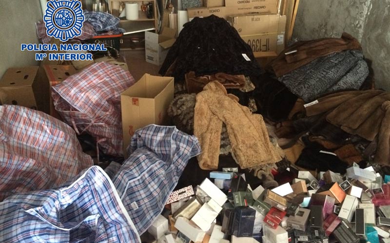La Policía desarticula una banda de ‘aluniceros’ que actuaba en Andalucía, también en Cádiz, en perfumerías, joyerías y peleterías