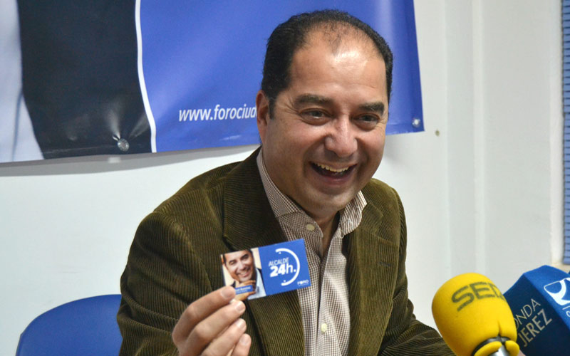 El alcaldable de Foro Ciudadano se ofrece a atender personalmente a los jerezanos “las 24 horas” vía teléfono o whatsapp
