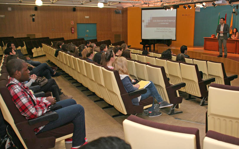 La UCA acoge durante el segundo cuatrimestre a más de 400 estudiantes extranjeros, de una treintena de países
