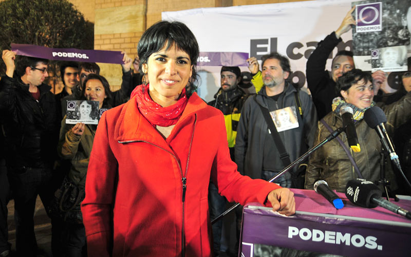 Arranca la campaña electoral del 22-M digiriendo el último sondeo: Podemos sería ya la segunda fuerza en Cádiz por delante del PP