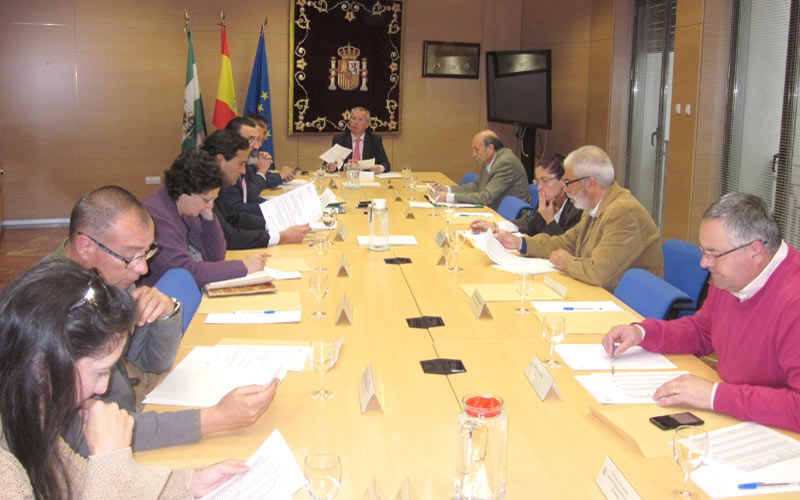 El Profea 2015 supondrá generar 194.000 jornales entre parados del campo de 40 municipios gaditanos