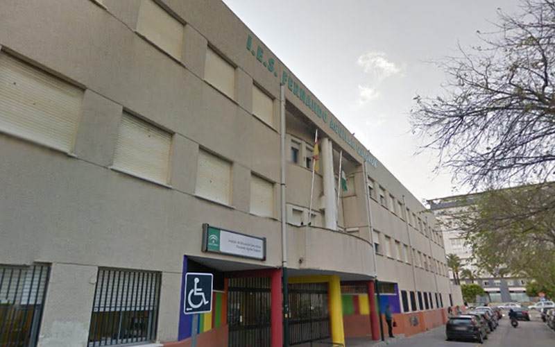 Sancionado un profesor de un instituto de Cádiz a dos meses y medio sin empleo por denunciar irregularidades en su centro