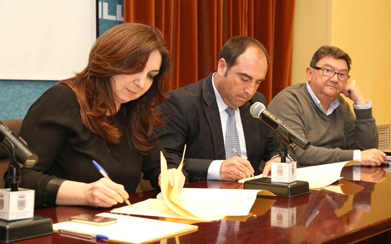 Corraleros asumen la explotación y conservación de los Corrales de Rota, recurso medioambiental y turístico de la localidad