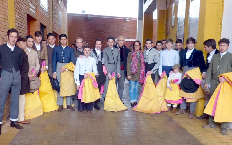 La plaza de toros de La Isla acoge este sábado la final del segundo ciclo de festejos para la promoción de “promesas” de la provincia