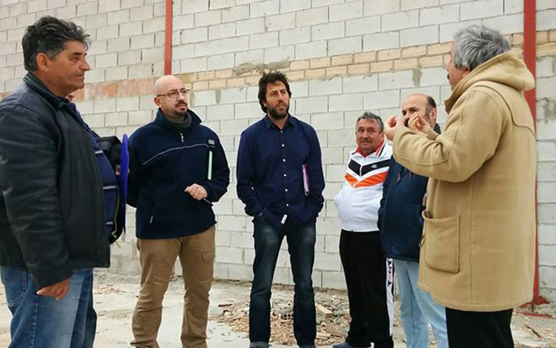 El diputado de Podemos Jesús Rodríguez se compromete a apoyar en el Parlamento “sin titubeos” el proyecto de los mariscadores
