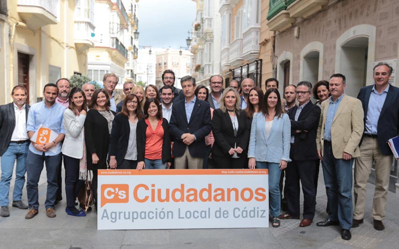 Ciudadanos, con Pérez Dorao como alcaldable, se presenta en Cádiz con una lista “heterogénea y honrada” y 900 euros para publicidad