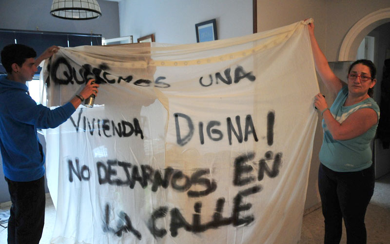 Convocan una concentración “por el derecho a la vivienda digna”, y demandan a los partidos que definan sus propuestas al respecto